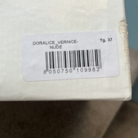 Versace 1969 Doralice Platform Sandals - Picture 9 of 14